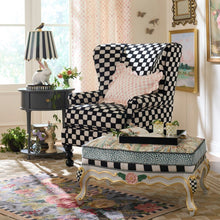 Load image into Gallery viewer, Gambit Wing Chair