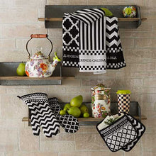 Load image into Gallery viewer, Black &amp; White Zig Zag Dish Towels - Set of 3
